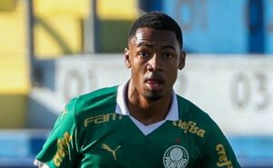 pouca experiência de allan faz cria 'virar vilão' em derrota do palmeiras