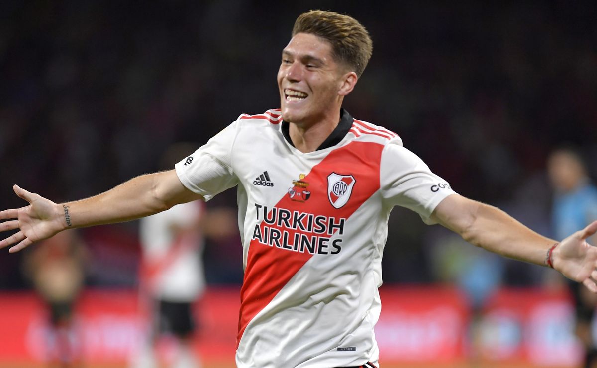 benfica por aceita vender benjamín rollheiser por r$ 75 milhões e proposta é estudada pelo atlético mg