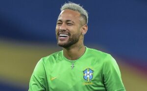 neymar tem salário exposto no santos e pvc revela que pode chegar a r$ 6 milhões