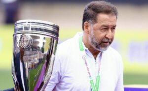 augusto melo pode contratar 1º reforço do corinthians em 2025 após derrota no majestoso pelo paulistão