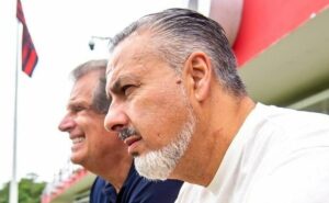 josé boto não conta com carlinhos e pablo no flamengo e já busca clube para dupla