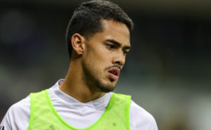 após comprar zagueiro, cruzeiro decide o que fazer com lucas oliveira e ele será do vasco