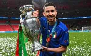 especulado em flamengo e palmeiras, jorginho admite jogar no brasil: "É uma possibilidade"