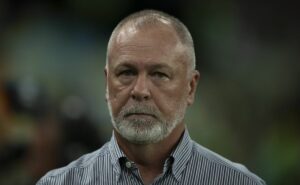 jogador que custou r$ 14 milhões ao fluminense não jogará com mano e terans está saindo