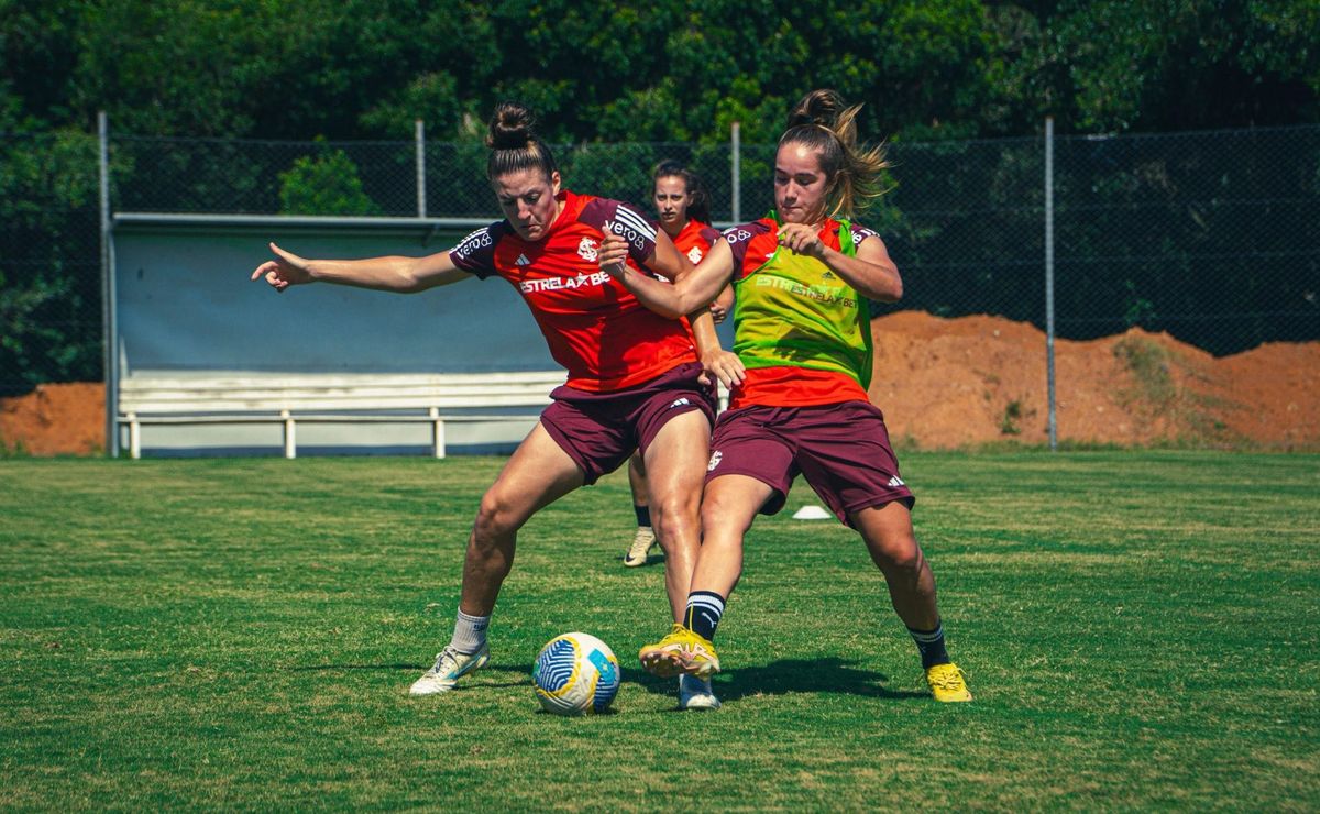 bianca martins assina contrato profissional com internacional e reforça elenco para 2025