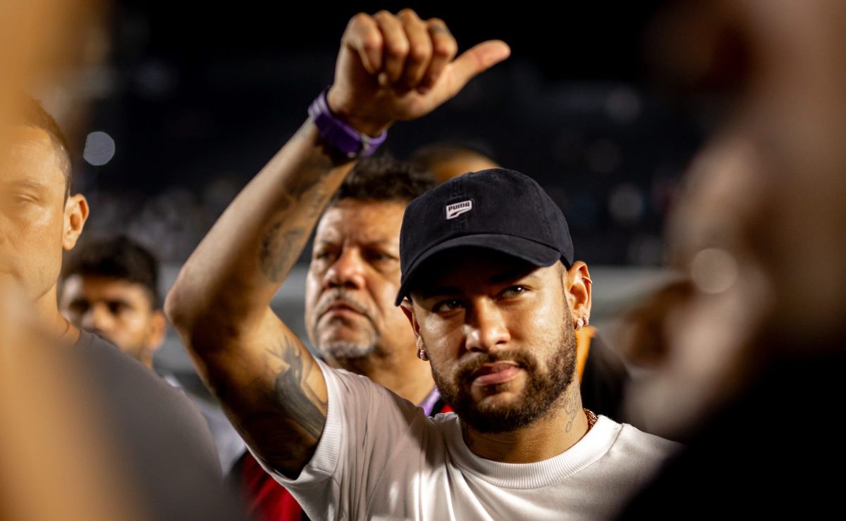 neymar responde comentário de ex jogador sobre retorno ao santos: "estamos torcendo"