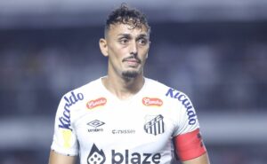 pituca analisa clássico santos x palmeiras com vitória do time de abel: "não conseguiu"