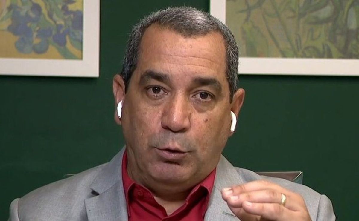 zinho não se contém e manda a real sobre saída do paulinho: "É uma..."
