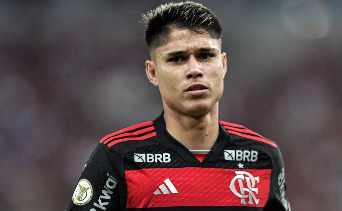 luiz araújo de saída do flamengo tem nova decisão e atacante irá permanecer no clube em 2025