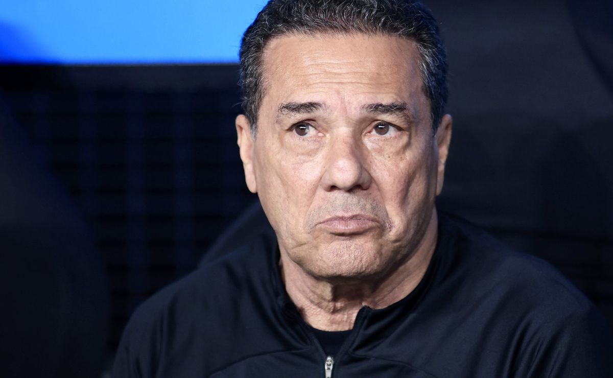 vanderlei luxemburgo deixa recado para boto no flamengo e cita filipe luís: “a nossa essência”