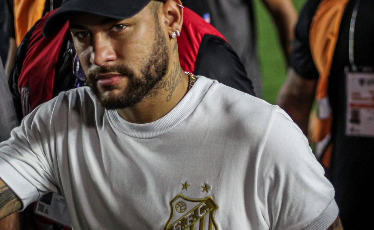 volta de neymar não é suficiente e guilherme pode deixar o santos; al khaleej sau prepara proposta