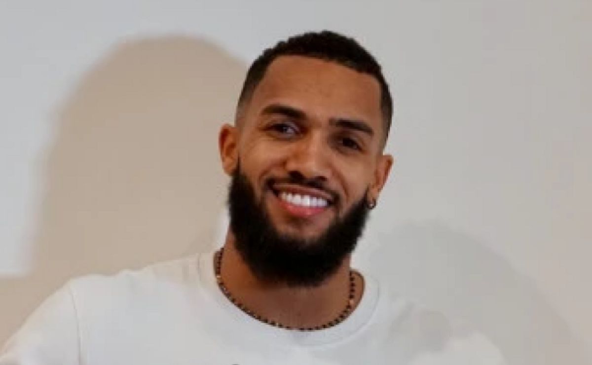 filipe luís toma decisão sobre juninho no flamengo e atacante pode ser titular contra sampaio corrêa