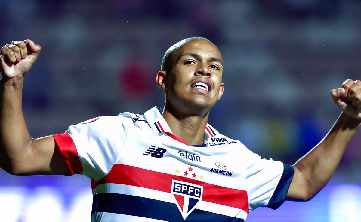 ryan francisco, destaque do são paulo, confessa inspiração em romário: “as características são parecidas”