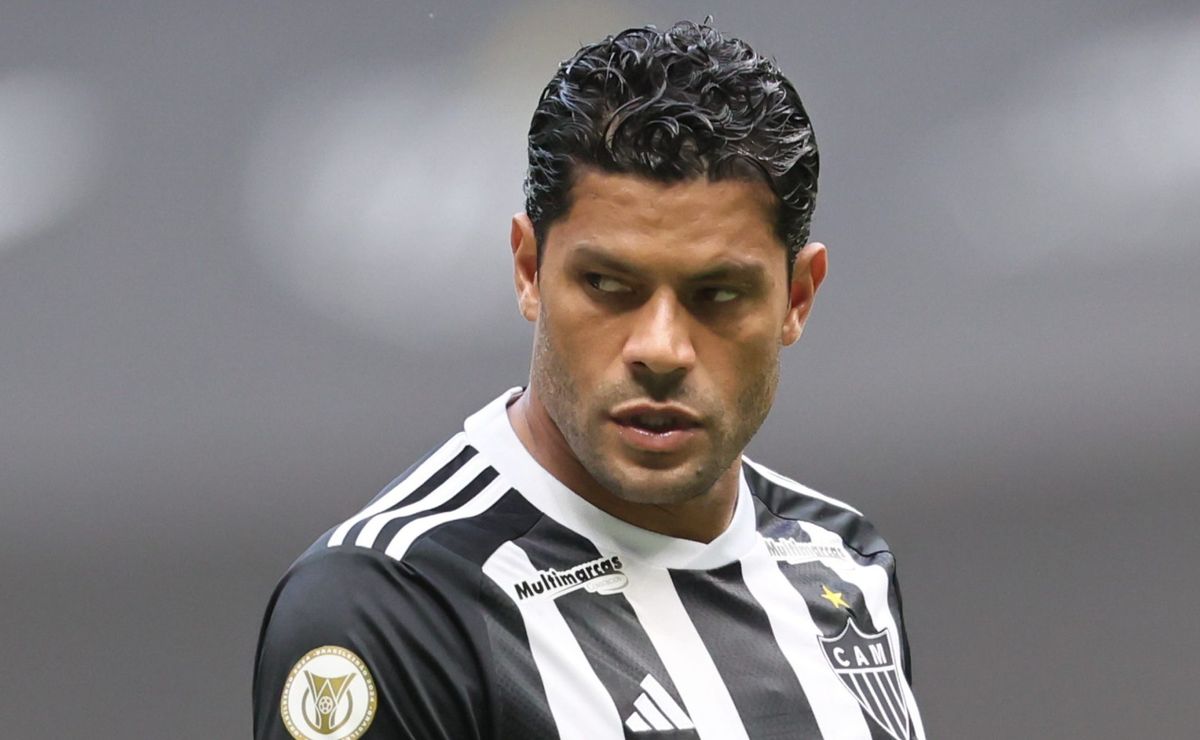hulk reprova trabalho de milito na final da libertadores e revela o que mudaria: “mudanças táticas”