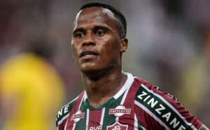 jornalista coloca jhon arias na mira de clube espanhol e preocupa o fluminense