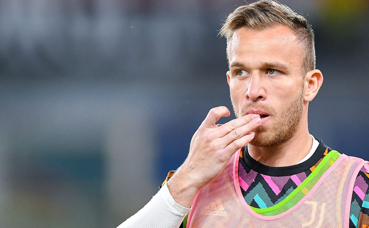 santos acertou com arthur salário de r$ 1 milhão, mas juventus bateu o pé no restante do vencimento 