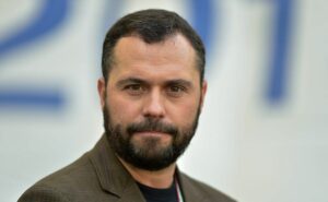 presidente do fluminense descarta ir ao mercado por substituto de ganso