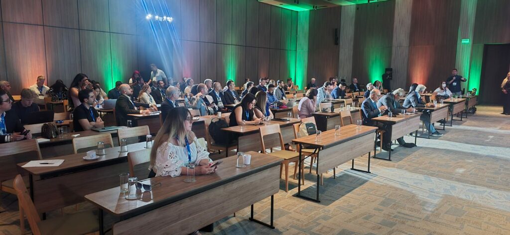 bd0de96d 1d68 4d07 9e03 417b857ae31b