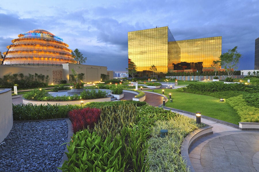 melco reports city of dreams manila q4 results