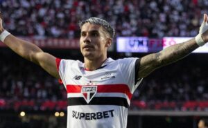 grêmio entra com ação e cobra dívida milionária do são paulo por venda de ferreirinha