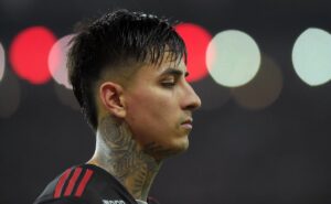 erick pulgar dá aval e volta a negociar renovação com o flamengo