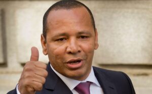 neymar pai é determinante no santos para acertar chegada de thiago maia no elenco 