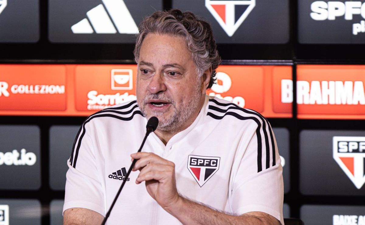 julio casares age nos bastidores e negocia datas para quitar salários no são paulo 