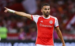 thiago maia chegando ao santos ganha notícia confirmada e internacional não relaciona volante