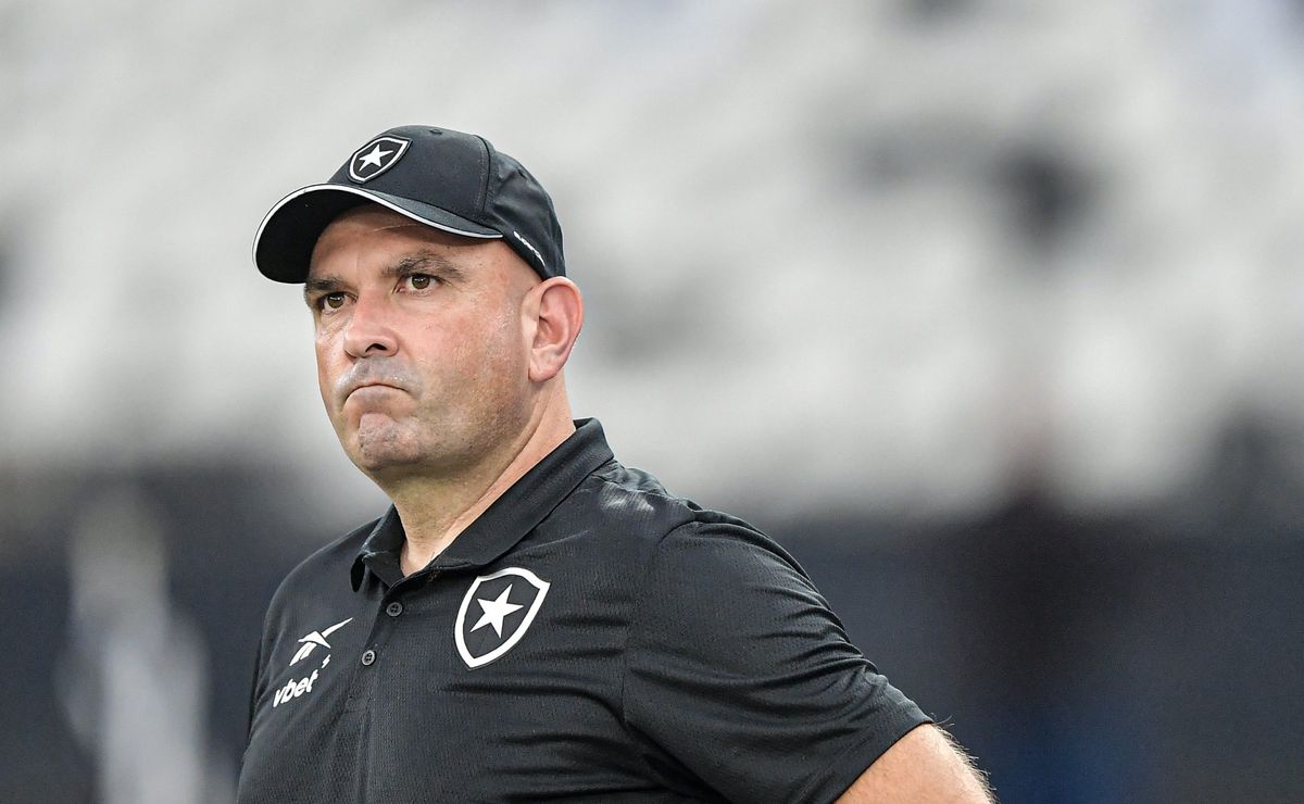 botafogo vence nova iguaçu, mas fica com saldo negativo após quatro jogadores saírem machucados