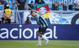 inteligência artificial crava grêmio de braithwaite favorito na partida contra o juventude