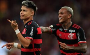 al ahli, al hilal, al ittihad e al nassr: a nova ameaça para contratar wesley do flamengo