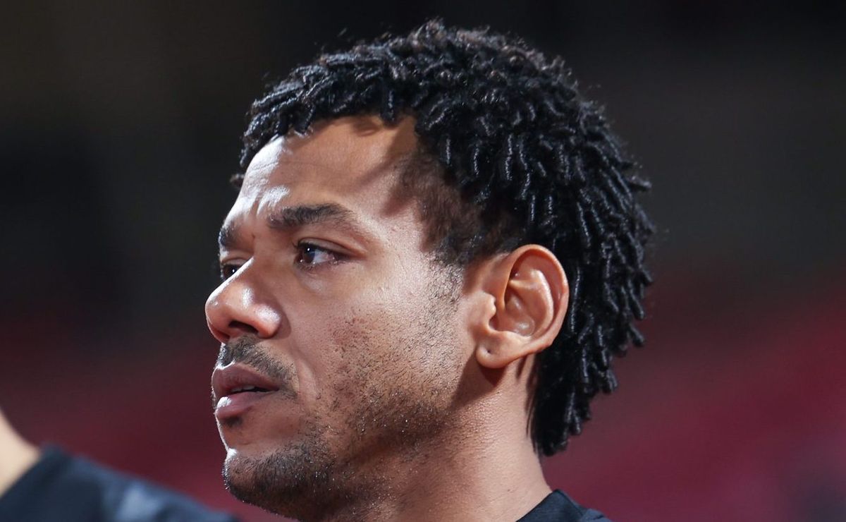 carille pede contratação de romarinho e vasco faz consulta com estafe do atacante