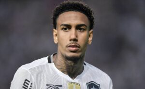 saídas de rwan cruz e matheus martins é exigida pela torcida após eliminação do botafogo: “uma vergonha”