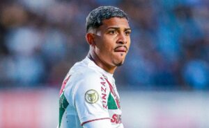 destaque no pachuca, john kennedy admite: “deixar o fluminense foi uma decisão difícil”