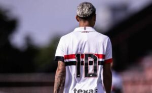 são paulo encaminha renovação com matheus alves, camisa 10 da copinha 2025