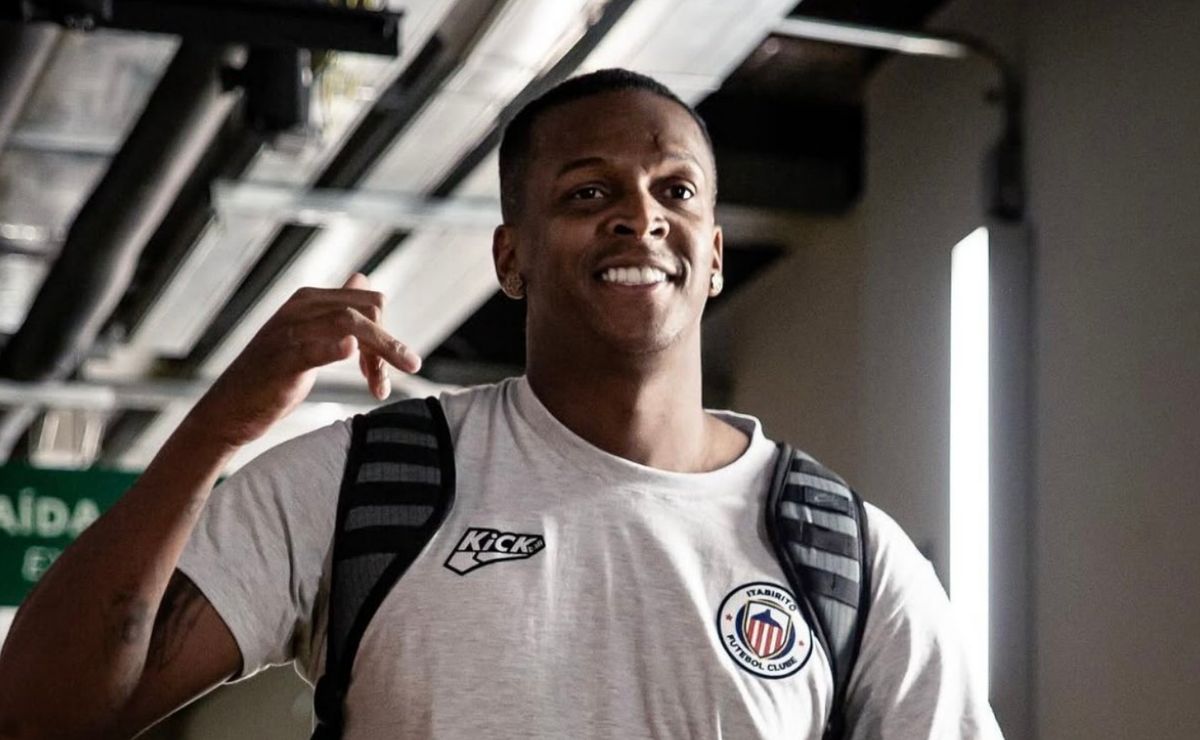 ex corinthians, jô teria sido alvo de denúncia por festa após jogo contra o atlético mg