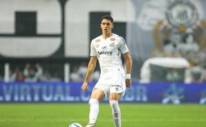 jair é ponto positivo em eliminação do botafogo do carioca