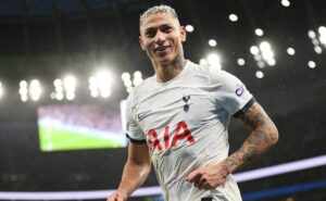 palmeiras contratando richarlison após não de roberto firmino tem veredito positivo da torcida