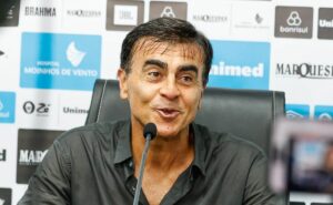 gustavo quinteros manda a real sobre o gre nal e revela ‘pista’ a roger machado