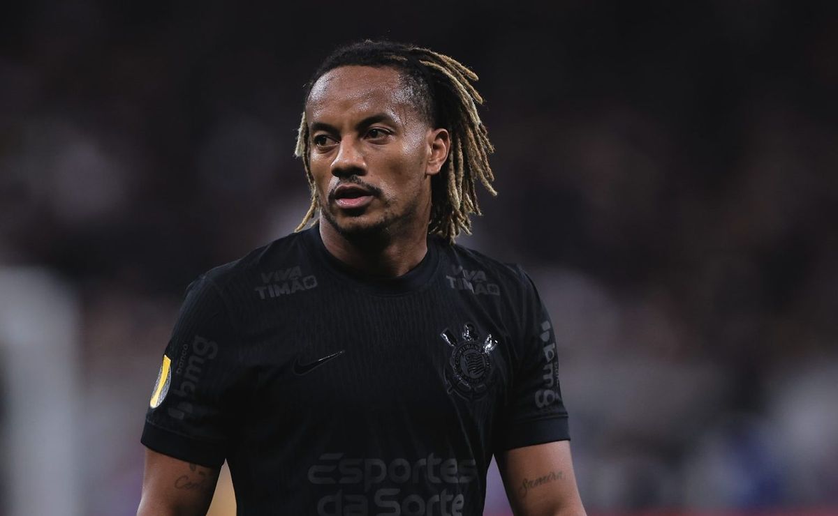 carillo lamenta tropeço do corinthians na libertadores: “temos que fazer melhor em casa” 