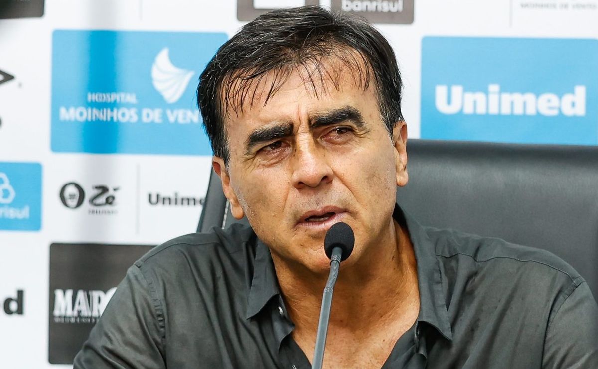 escalação do grêmio: gustavo quinteros esboça time e tem dúvida entre cuéllar e dodi no gauchão