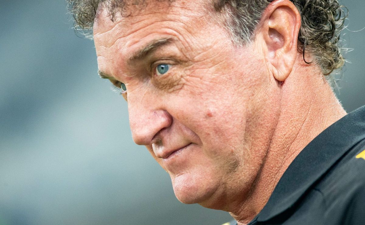 bruno fuchs, reserva de cuca, não gostou de ficar sem espaço no atlético mg, diz jornalista