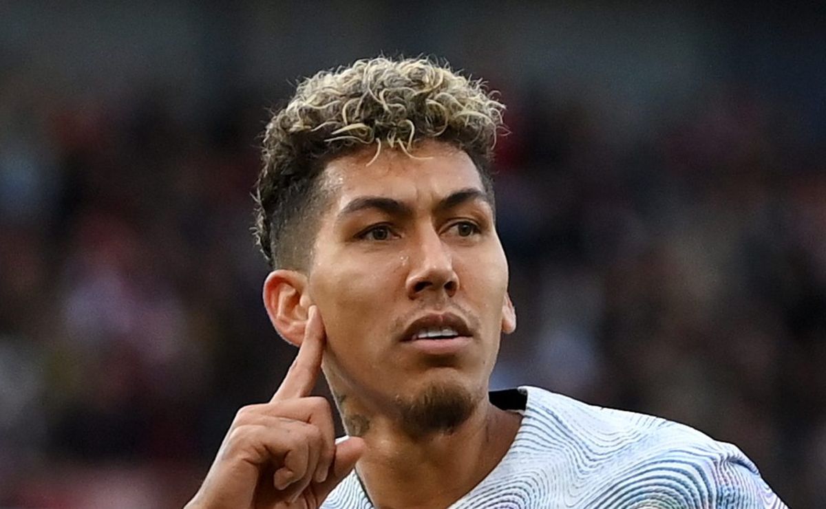 flamengo pretende enviar oferta por roberto firmino, mas atacante prioriza retorno à europa