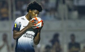 talles magno alcança os mesmos números em participações em gols da temporada passada