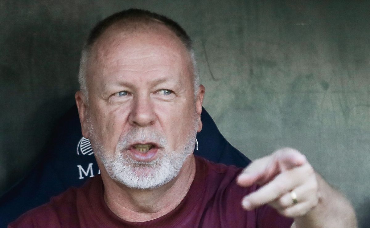 mano menezes mira vitória do fluminense sobre o bangu: “tentar o placar necessário”