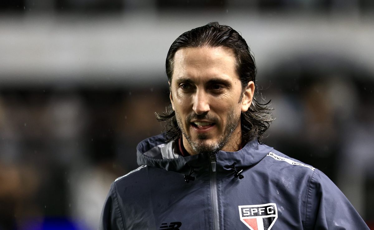 escalação do são paulo: zubeldía prepara força máxima para salvar emprego contra palmeiras