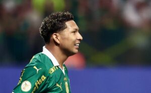 joão martins detalha bastidores da saída de rony do palmeiras: “emoções difíceis de serem digeridas”