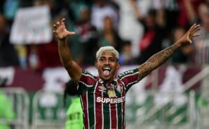 john kennedy fala sobre retornar ao fluminense e despista futuro “se um dia voltar…”