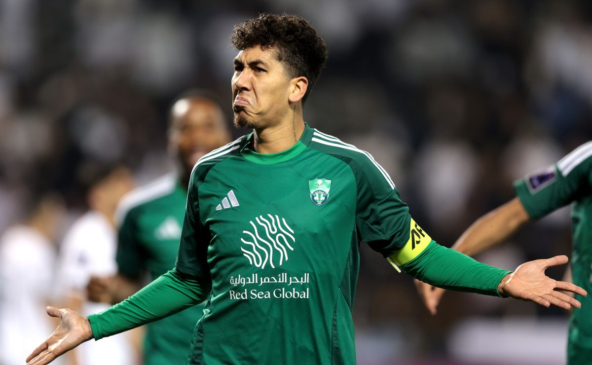 fluminense quer um novo centroavante e recebeu respostas de firmino, richarlison e calleri