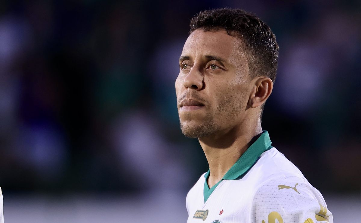 marcos rocha ‘entrega gol’ e torcida do palmeiras não perdoa: “uma piada…”